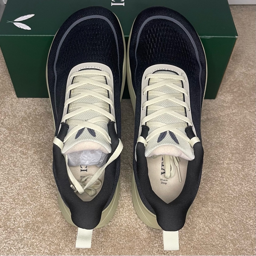 Veloci Ascent Running Sneakers - Picture 3 of 6